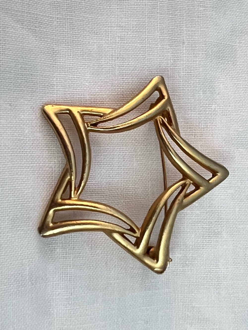 Vintage Gold Tone Abstract Star Minimalist Celestial Geometric Pin Brooch